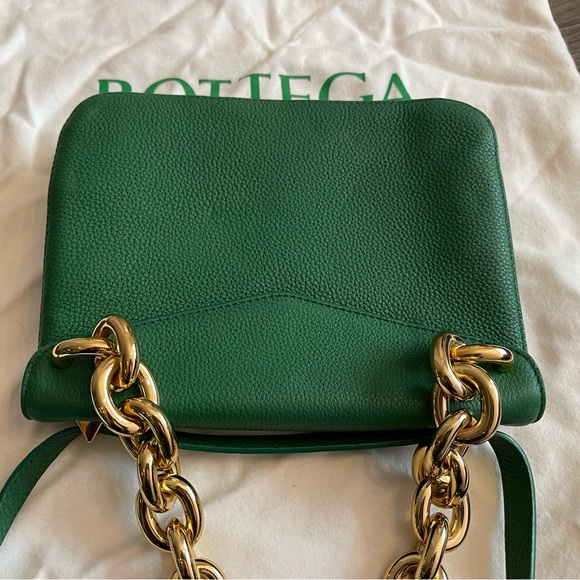 Bottega Veneta Large Mount Green Crossbody Bag - Picture 5 of 15